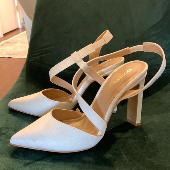 Express heels - Picture 2 of 3